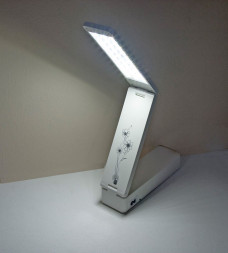 Настольный светодиодный светильник Feron DE1717 2,4W, белый