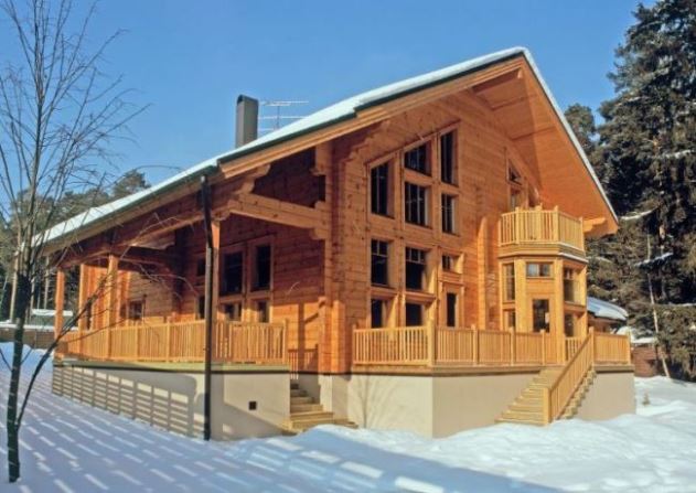 Как продлить долговечность деревянного дома?